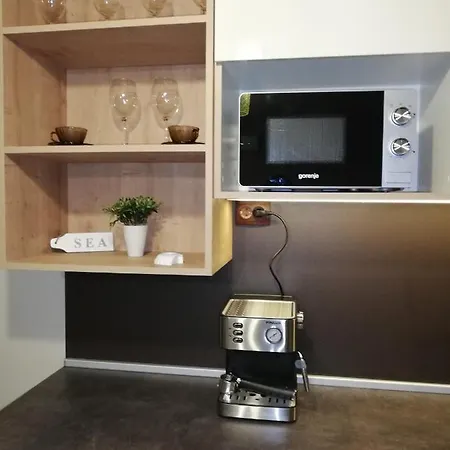 Sunshine Apartment *